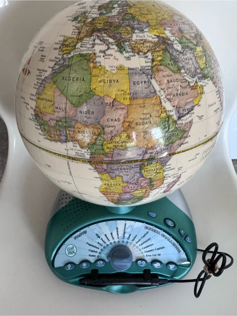 LeapFrog Interactive Talking Globe Eureka Challenge Tested Complete Homeschool